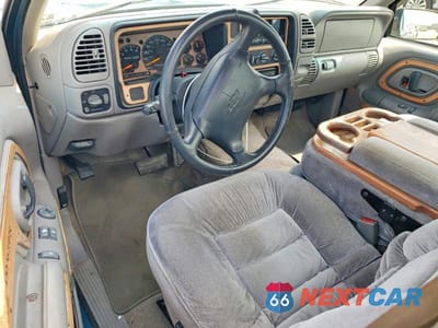 Zdjęcie 8 z 12 samochodu: 1997 CHEVROLET GMT-400 K1500 VIN:1GBEK14R8VZ153845 - miniatura