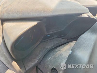 Zdjęcie 9 z 12 samochodu: 2015 FORD TRANSIT CONNECT XL CARGO VIN:NM0LE6E74F1211824 - miniatura