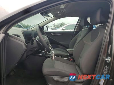 Zdjęcie 7 z 12 samochodu: 2026 KIA NIRO LX VIN:KNDCP3LE2T5322969 - miniatura