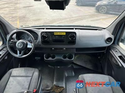Zdjęcie 8 z 10 samochodu: 2021 MERCEDES-BENZ SPRINTER 2500 VIN:W1Y40CHY3MT071660 - miniatura