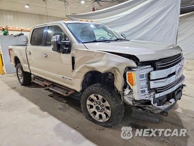 Czwarte zdjęcie samochodu z boku: 2018 FORD F250 SUPER DUTY VIN:1FT7W2BT2JEB55640 - miniatura