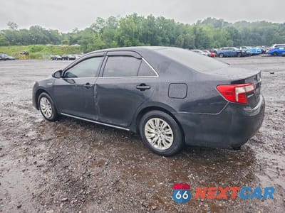 Drugie zdjęcie samochodu z przodu: 2014 TOYOTA CAMRY HYBRID LE VIN:4T1BD1FK5EU137717 - miniatura