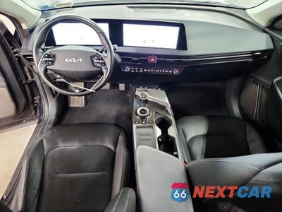 Zdjęcie 8 z 13 samochodu: 2023 KIA EV6 WIND VIN:KNDC34LA2P5610124 - miniatura