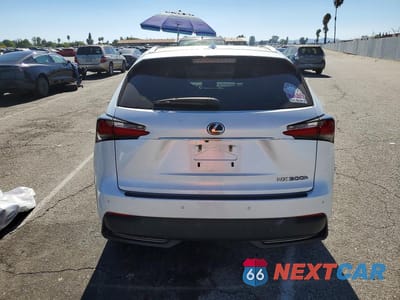 Zdjęcie 6 z 13 samochodu: 2016 LEXUS NX 300H VIN:JTJBJRBZ2G2031459 - miniatura
