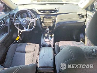 Zdjęcie 8 z 13 samochodu: 2018 NISSAN ROGUE SV VIN:KNMAT2MV8JP614042 - miniatura