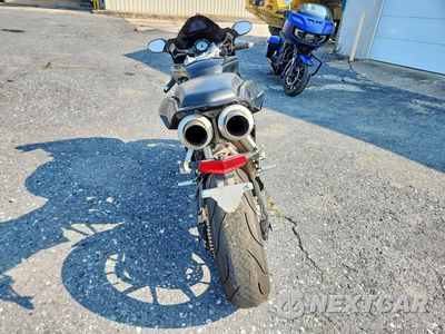Czwarte zdjęcie samochodu z boku: 2005 DUCATI 999 VIN:ZDM1UB5V85B013149 - miniatura