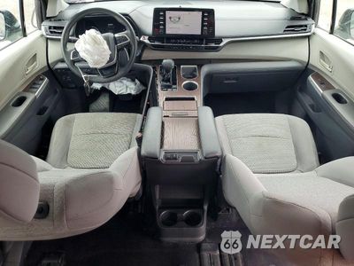 Zdjęcie 8 z 13 samochodu: 2021 TOYOTA SIENNA LE VIN:5TDKRKEC6MS015392 - miniatura