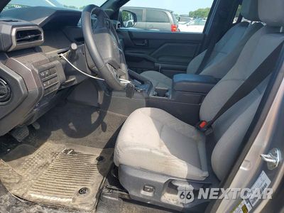 Zdjęcie 7 z 12 samochodu: 2026 TOYOTA TACOMA SR5 VIN:3TMLB5JN9TM243306 - miniatura