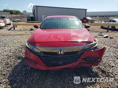 Piąte zdjęcie samochodu w środku: 2018 HONDA ACCORD SPORT VIN:1HGCV1F34JA246987 - miniatura