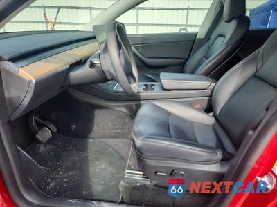 Zdjęcie 7 z 13 samochodu: 2022 TESLA MODEL Y VIN:7SAYGDEE5NA003933 - miniatura