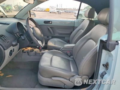 Zdjęcie 7 z 12 samochodu: 2005 VOLKSWAGEN NEW BEETLE VIN:3VWCM31Y25M367619 - miniatura
