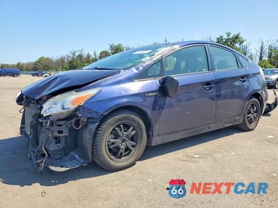2015 TOYOTA PRIUS TWO JTDKN3DU7F0439777 - główne zdjęcie licytacji z USA - miniatura