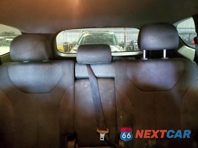 Zdjęcie 10 z 13 samochodu: 2019 HYUNDAI SANTA FE SEL 2.4L VIN:5NMS33AD4KH057095 - miniatura