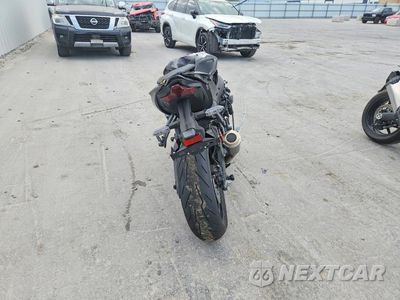 Czwarte zdjęcie samochodu z boku: 2026 KAWASAKI ZX636 K VIN:JKBZXJJ16TA045772 - miniatura