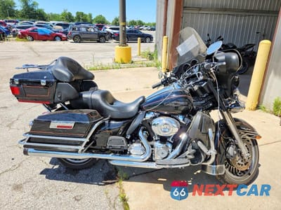 2013 HARLEY-DAVIDSON FLHTCU ULTRA CLASSIC ELECTRA GLIDE 1HD1FLM19DB636352 - główne zdjęcie licytacji z USA - miniatura