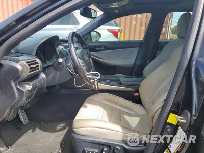 Zdjęcie 7 z 12 samochodu: 2016 LEXUS IS 200T VIN:JTHBA1D2XG5027015 - miniatura