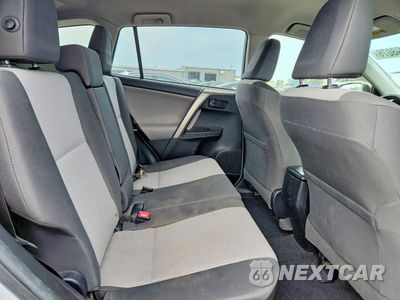 Zdjęcie 11 z 13 samochodu: 2014 TOYOTA RAV4 LE VIN:JTMBFREV2EJ000230 - miniatura