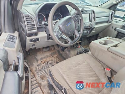 Zdjęcie 8 z 12 samochodu: 2017 FORD F350 SUPER DUTY VIN:1FTRF3BT0HEC17657 - miniatura