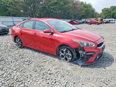 Czwarte zdjęcie samochodu z boku: 2019 KIA FORTE LXS VIN:3KPF24AD7KE007549 - miniatura