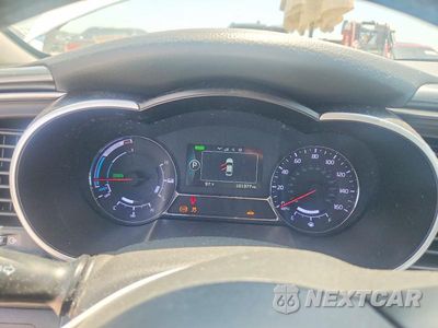 Zdjęcie 9 z 13 samochodu: 2014 KIA OPTIMA HYBRID VIN:KNAGM4AD9E5071409 - miniatura