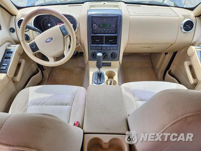 Zdjęcie 8 z 13 samochodu: 2006 FORD EXPLORER XLT VIN:1FMEU73E26ZA09776 - miniatura