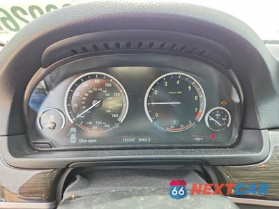Zdjęcie 9 z 12 samochodu: 2015 BMW 528 I VIN:WBA5A5C59FD519778 - miniatura