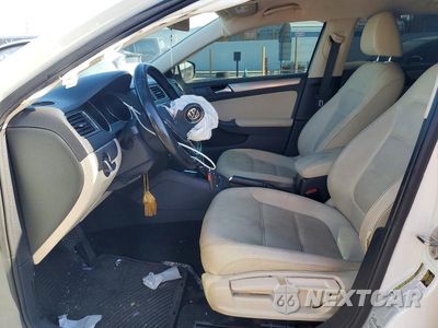 Zdjęcie 7 z 12 samochodu: 2017 VOLKSWAGEN JETTA SE VIN:3VWDB7AJXHM295741 - miniatura