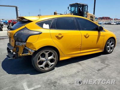 Trzecie zdjęcie samochodu z tyłu: 2013 FORD FOCUS ST VIN:1FADP3L93DL221496 - miniatura