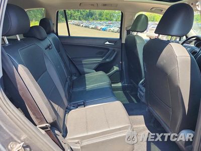 Zdjęcie 10 z 12 samochodu: 2019 VOLKSWAGEN TIGUAN SE VIN:3VV2B7AX1KM172286 - miniatura