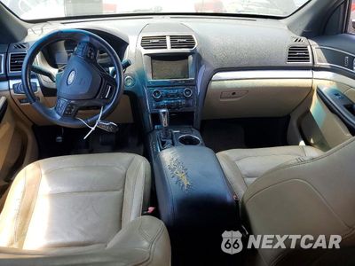 Zdjęcie 8 z 14 samochodu: 2016 FORD EXPLORER XLT VIN:1FM5K8D82GGA87654 - miniatura