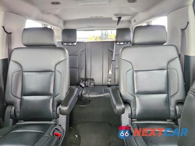 Zdjęcie 10 z 13 samochodu: 2017 CHEVROLET SUBURBAN C1500 LT VIN:1GNSCHKC2HR401375 - miniatura