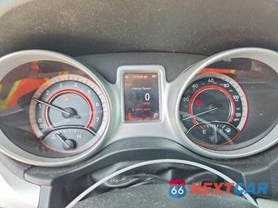 Zdjęcie 9 z 13 samochodu: 2011 DODGE JOURNEY CREW VIN:3D4PG3FG0BT506520 - miniatura