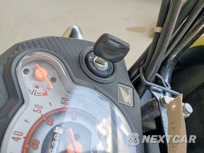 Zdjęcie 8 z 9 samochodu: 2023 HONDA NVA110 B VIN:3H1JK0703PD105929 - miniatura