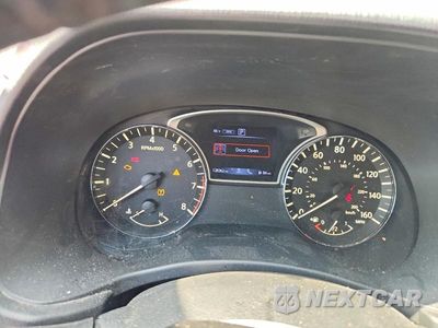 Zdjęcie 9 z 13 samochodu: 2020 NISSAN PATHFINDER SV VIN:5N1DR2BM7LC580297 - miniatura