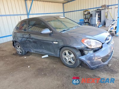 Czwarte zdjęcie samochodu z boku: 2007 HYUNDAI ACCENT SE VIN:KMHCN36C57U044110 - miniatura