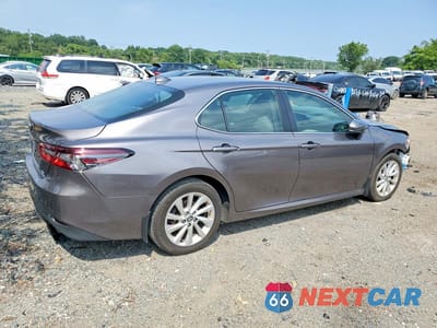 Trzecie zdjęcie samochodu z tyłu: 2024 TOYOTA CAMRY LE VIN:4T1C11BK7RU113010 - miniatura