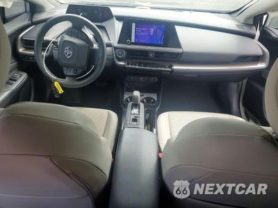Zdjęcie 8 z 12 samochodu: 2023 TOYOTA PRIUS XLE VIN:JTDACAAU9P3007850 - miniatura