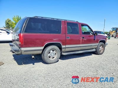 Trzecie zdjęcie samochodu z tyłu: 1999 CHEVROLET SUBURBAN K1500 VIN:3GNFK16R9XG194038 - miniatura