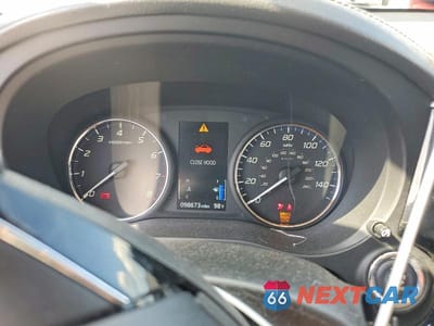 Zdjęcie 9 z 14 samochodu: 2018 MITSUBISHI OUTLANDER SE VIN:JA4AD3A34JZ023064 - miniatura
