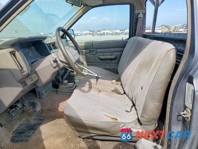 Zdjęcie 7 z 13 samochodu: 1992 NISSAN TRUCK SHORT WHEELBASE VIN:1N6SD11S3NC356819 - miniatura