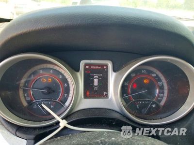 Zdjęcie 9 z 13 samochodu: 2011 DODGE JOURNEY CREW VIN:3D4PG3FG9BT534638 - miniatura