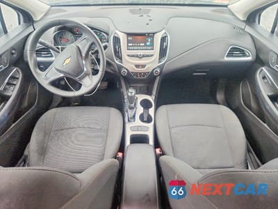 Zdjęcie 8 z 13 samochodu: 2017 CHEVROLET CRUZE LS VIN:1G1BC5SM0H7229870 - miniatura
