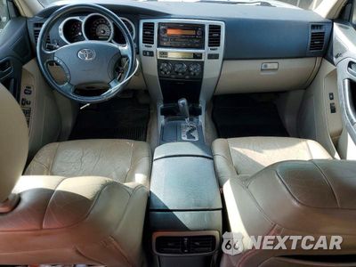 Zdjęcie 8 z 13 samochodu: 2005 TOYOTA 4RUNNER SR5 VIN:JTEZU14R958031620 - miniatura