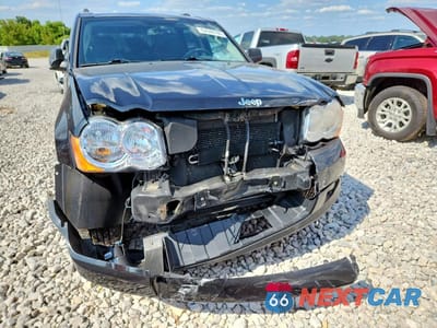 Piąte zdjęcie samochodu w środku: 2010 JEEP GRAND CHEROKEE LAREDO VIN:1J4PR4GK9AC151321 - miniatura