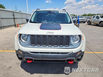 Piąte zdjęcie samochodu w środku: 2016 JEEP RENEGADE TRAILHAWK VIN:ZACCJBCT4GPD22852 - miniatura