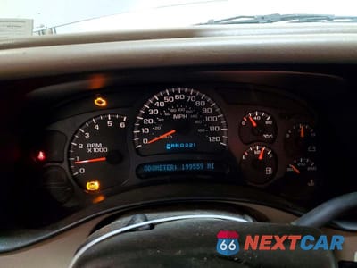 Zdjęcie 9 z 13 samochodu: 2005 CHEVROLET SUBURBAN C1500 VIN:3GNEC16Z55G165934 - miniatura