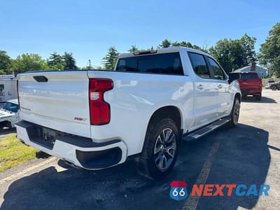 Trzecie zdjęcie samochodu z tyłu: 2021 CHEVROLET SILVERADO K1500 RST VIN:1GCUYEET0MZ130405 - miniatura