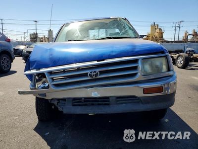 Piąte zdjęcie samochodu w środku: 1995 TOYOTA T100 DX VIN:JT4VD12E6S0010768 - miniatura