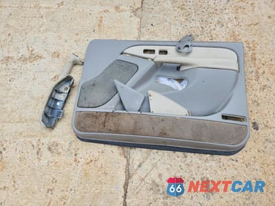 Zdjęcie 13 z 14 samochodu: 2002 CHEVROLET TAHOE VIN:1GNEK13Z42R236303 - miniatura