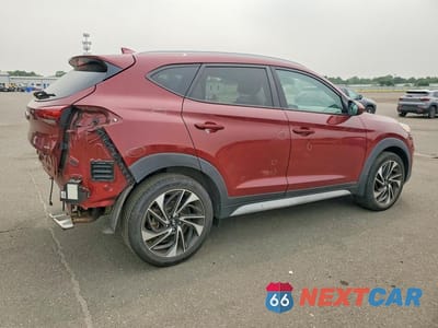 Trzecie zdjęcie samochodu z tyłu: 2019 HYUNDAI TUCSON SPORT VIN:KM8J3CAL8KU851735 - miniatura